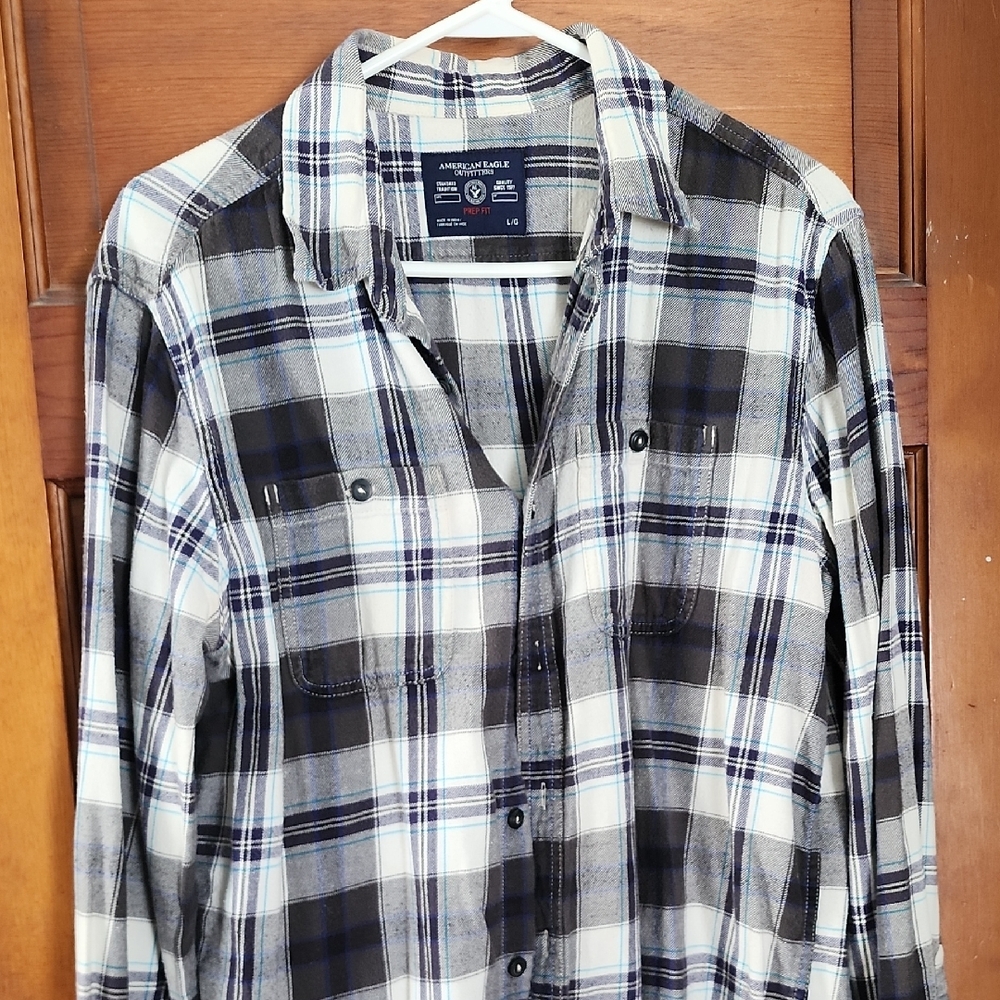 American Eagle Outfitters Men's Plaid Shirt - Black and White